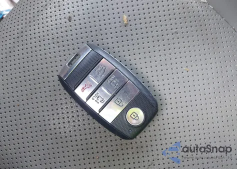 2018 Kia Sedona Lx from USA, damaged, VIN KNDMB5C16J6360546